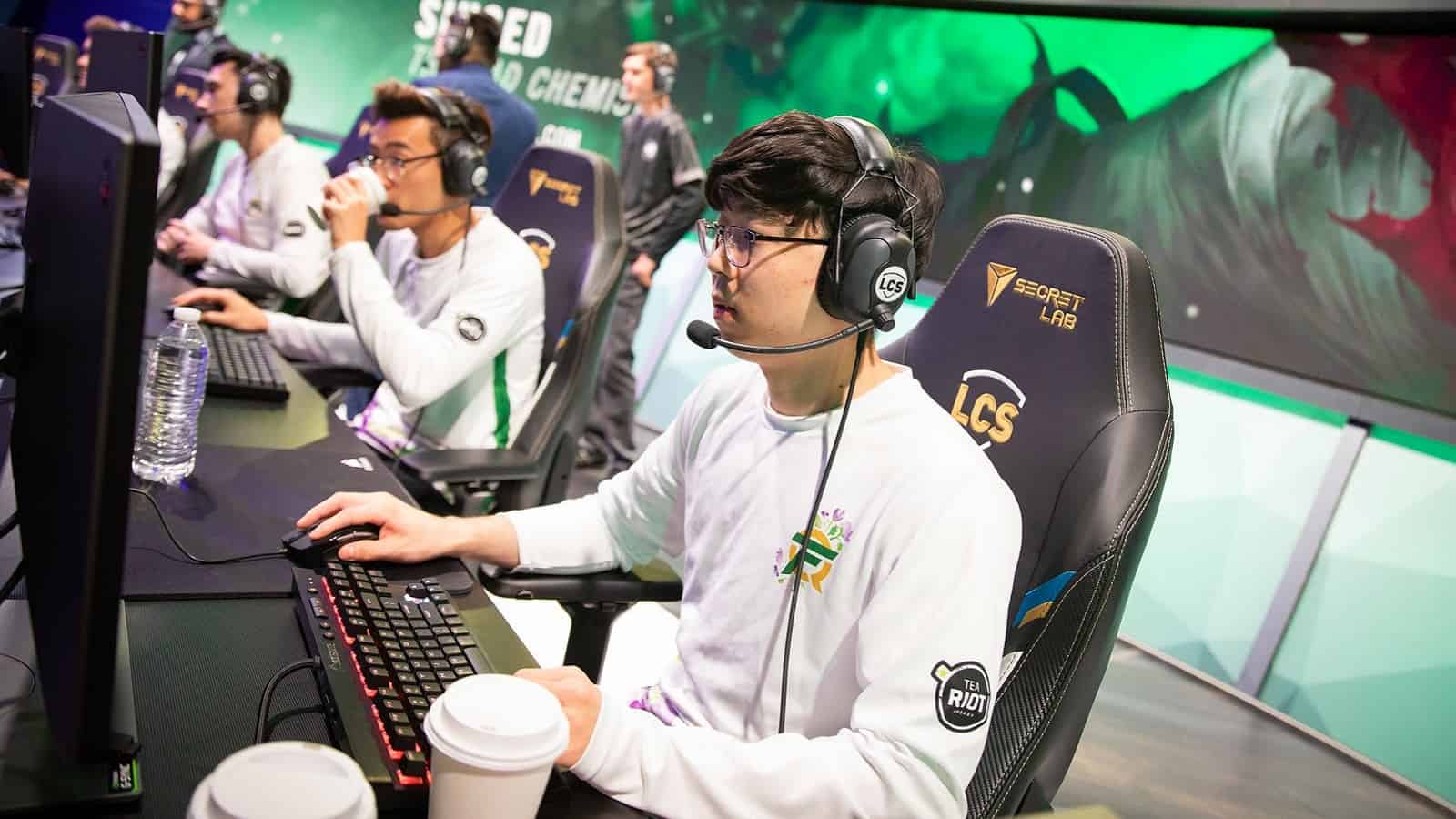 LoL: Evil Geniuses Sign IgNar From FlyQuest